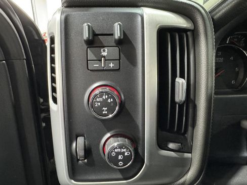 Used 2016 GMC Sierra 1500 SLT w/ SLT Premium Package AWD/4WD image 10