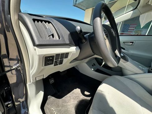 Used 2015 Toyota Prius Three FWD image 13
