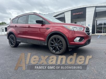 Used 2018 Ford Escape SE w/ SE Sport Appearance Package