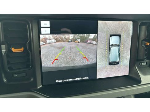 Used 2022 Ford Bronco Badlands image 17