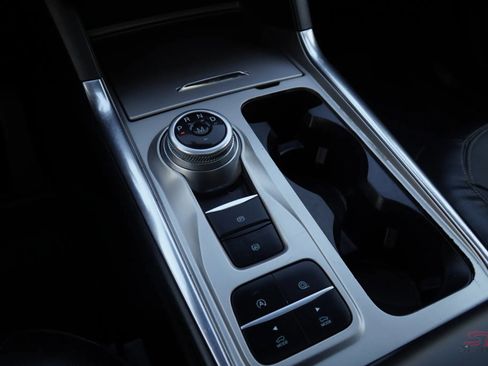 Used 2020 Ford Explorer Limited w/ Class III Trailer Tow Package image 32