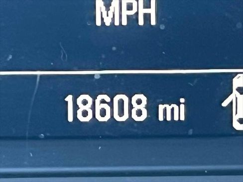 Used 2024 Chevrolet Trax LS image 24