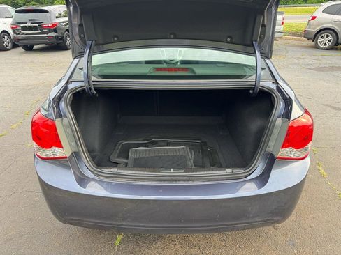 Used 2014 Chevrolet Cruze LS FWD image 21