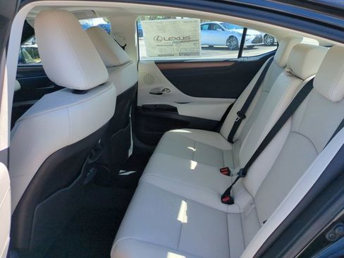 New 2025 Lexus ES 350 w/ Premium Package image 13
