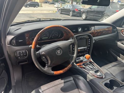 Used 2006 Jaguar XJ8 RWD image 19