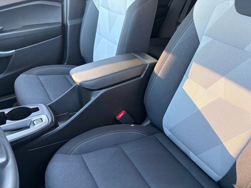 Used 2026 Chevrolet Trax LS FWD image 19