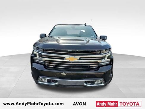 Used 2022 Chevrolet Silverado 1500 High Country w/ Technology Package image 2