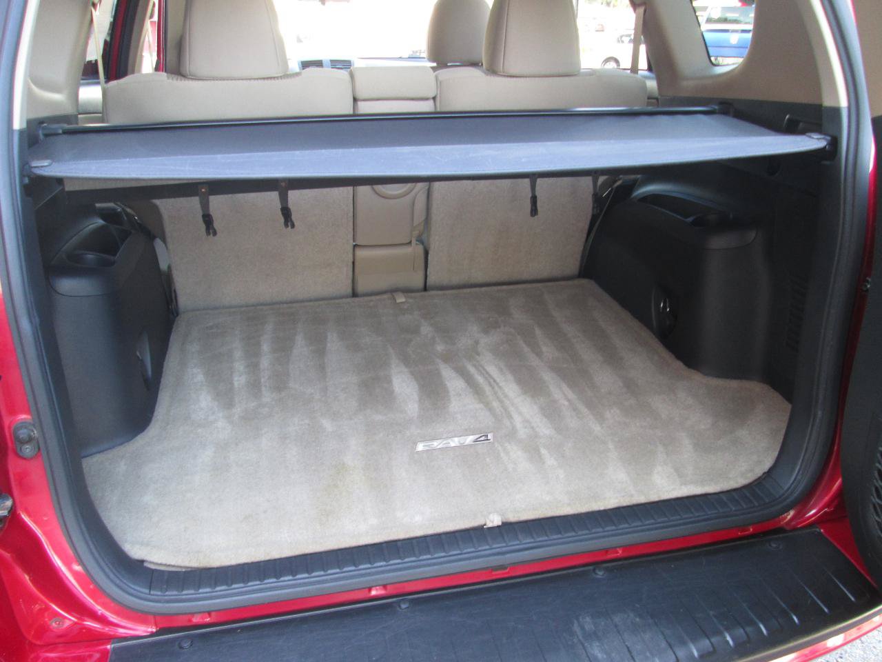 Used 2012 Toyota RAV4 4WD V6 w/ Tow Prep Pkg image 27