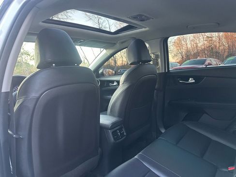 Used 2021 Kia Forte EX image 18