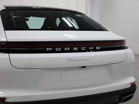 Certified 2024 Porsche Panamera 4 AWD/4WD image 8