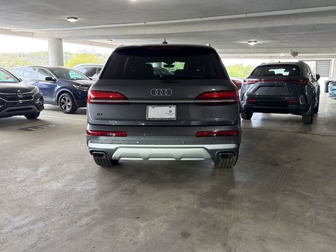 Used 2025 Audi Q7 2.0T Premium w/ Convenience Package image 9
