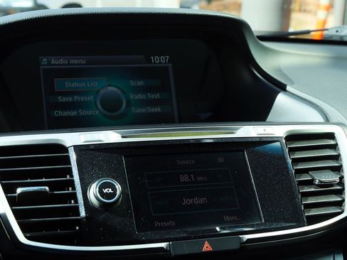 Used 2013 Honda Accord EX-L image 47