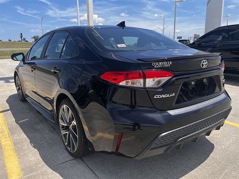 Used 2022 Toyota Corolla SE FWD image 5
