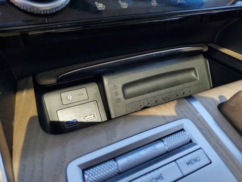 Used 2024 Genesis GV80 2.5T Prestige w/ Prestige Package image 28