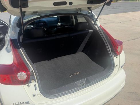 Used 2011 Nissan Juke SL AWD/4WD image 19