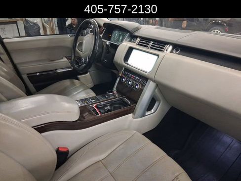 Used 2017 Land Rover Range Rover HSE image 7
