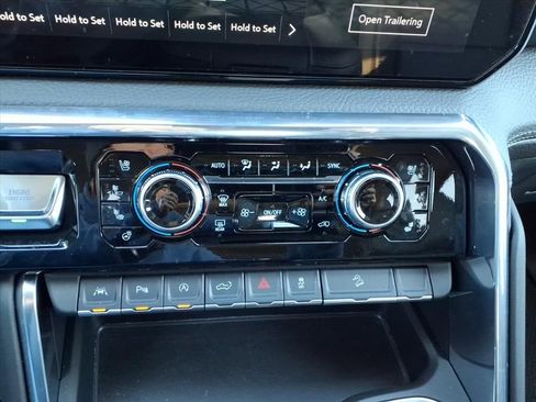 Used 2025 GMC Sierra 1500 Denali image 21