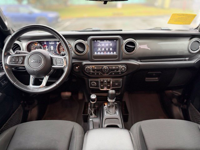 Used 2019 Jeep Wrangler Unlimited Sahara AWD/4WD image 25