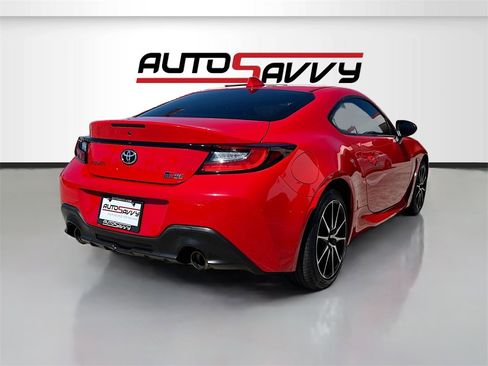 Used 2023 Toyota GR86 image 7