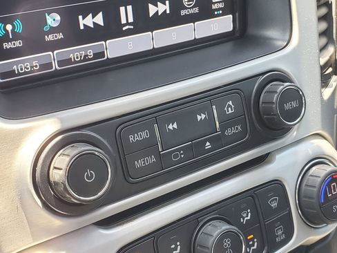 Used 2018 GMC Yukon SLT AWD/4WD image 30