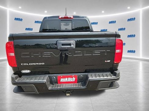 Certified 2022 Chevrolet Colorado Z71 w/ Z71 Midnight Edition AWD/4WD image 4