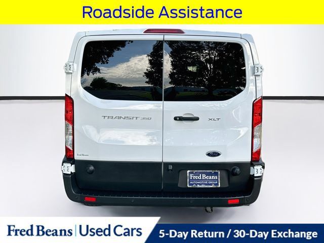 Used 2024 Ford Transit 350 XLT RWD image 8