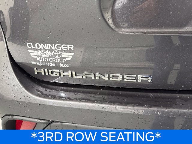 Used 2022 Toyota Highlander XLE AWD/4WD image 9
