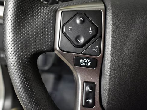 Certified 2022 Toyota Tacoma SR image 29