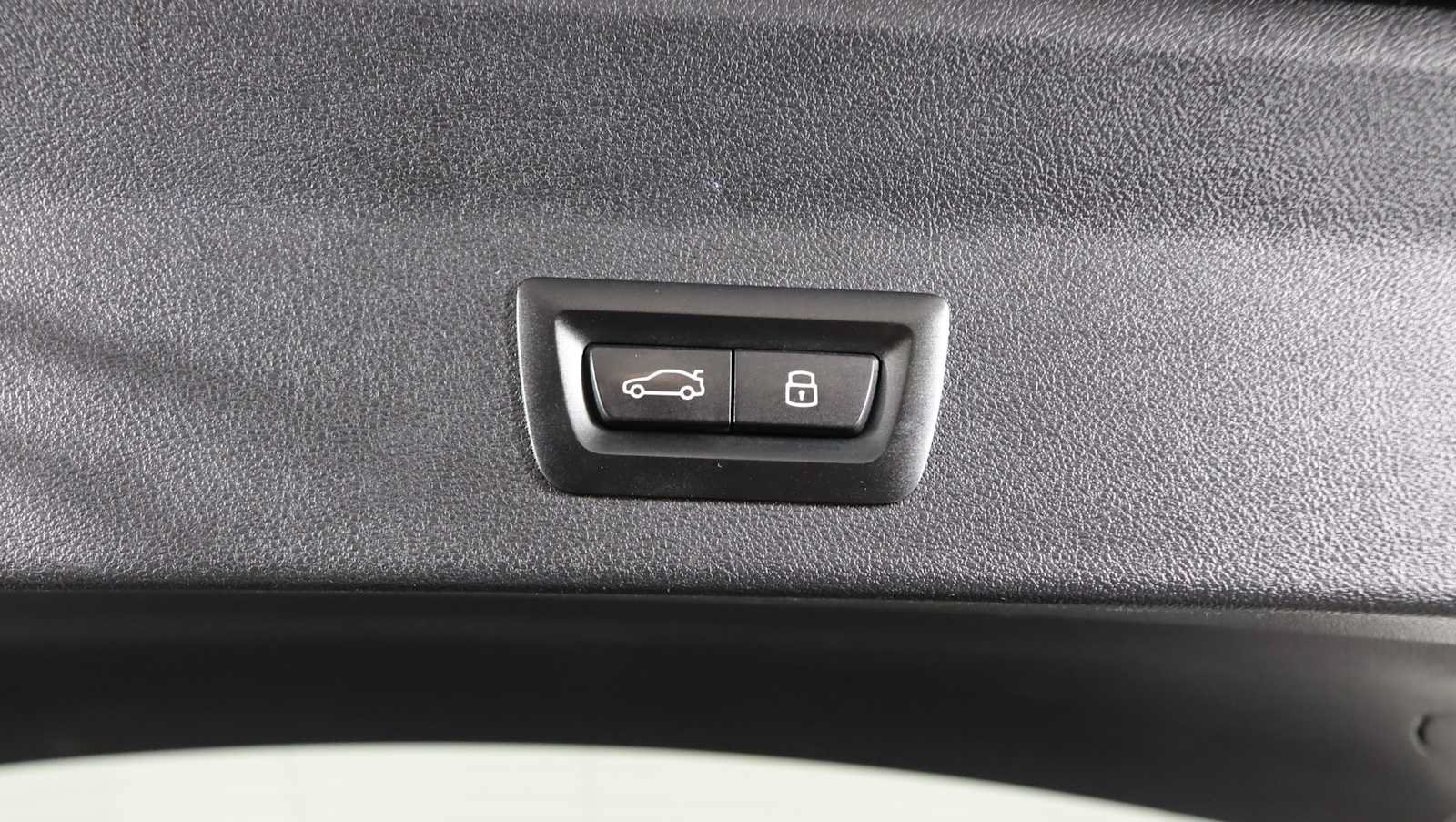 Used 2024 BMW X3 M40i w/ Premium Package AWD/4WD image 32