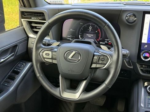 Used 2024 Lexus GX 550 AWD/4WD image 34