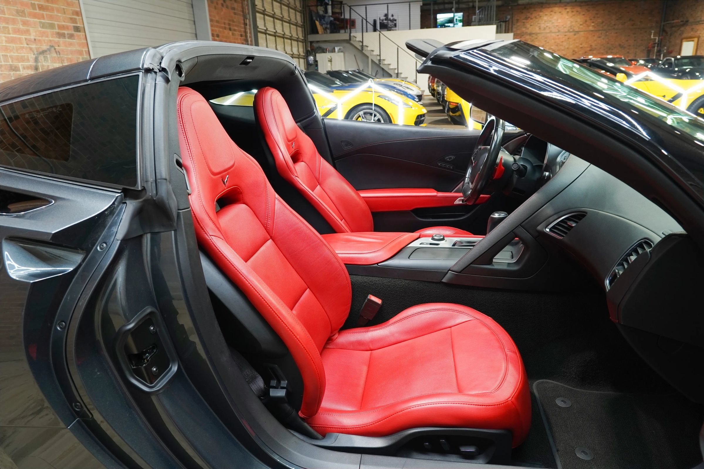 Used 2017 Chevrolet Corvette Stingray Coupe RWD image 51