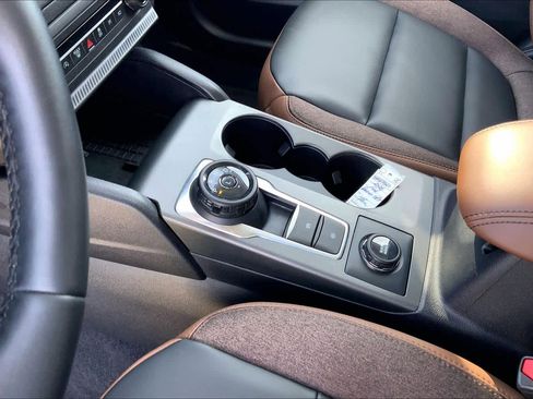 Certified 2025 Ford Bronco Sport Outer Banks w/ Outer Banks Tech Package+ image 17