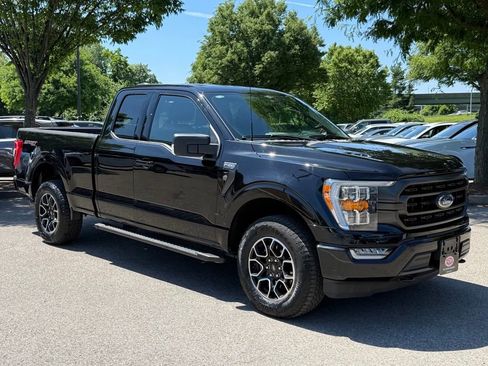 Used 2023 Ford F150 XLT w/ Equipment Group 302A High AWD/4WD image 4