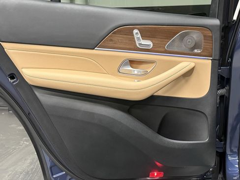 Certified 2025 Mercedes-Benz GLS 450 GLS 450 image 37