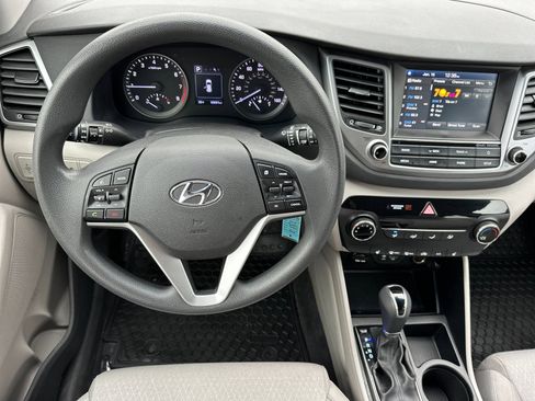 Used 2018 Hyundai Tucson SEL image 14