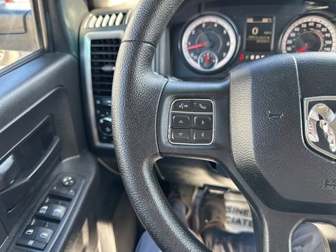 Used 2017 RAM 1500 Express image 20