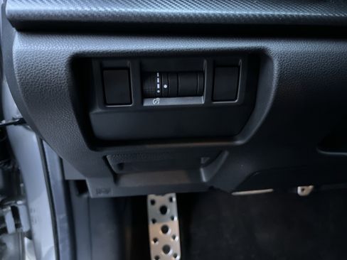 Used 2024 Subaru Crosstrek 2.5i Sport image 19