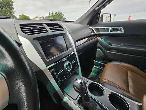 Used 2012 Ford Explorer Limited FWD image 69