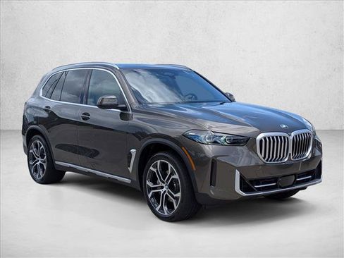 Used 2026 BMW X5 sDrive40i RWD image 3