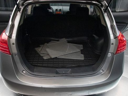 Used 2009 Nissan Rogue SL w/ Premium Pkg image 17