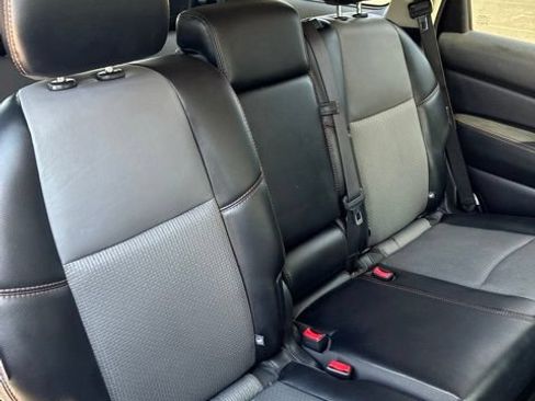 Used 2020 Nissan Pathfinder SV w/ Rock Creek Edition AWD/4WD image 9