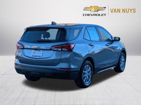 Used 2023 Chevrolet Equinox LS FWD image 5