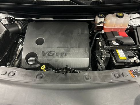 Used 2023 Buick Enclave Essence FWD image 27