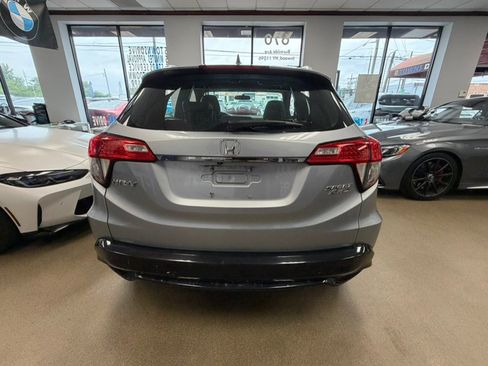 Used 2019 Honda HR-V Sport image 10