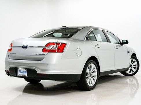 Used 2010 Ford Taurus Limited image 27