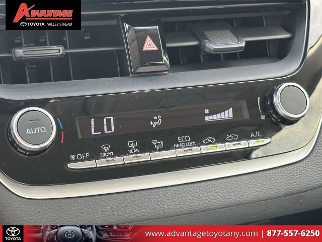 Used 2023 Toyota Corolla LE w/ Carpet Mat Package (TMS) FWD image 30