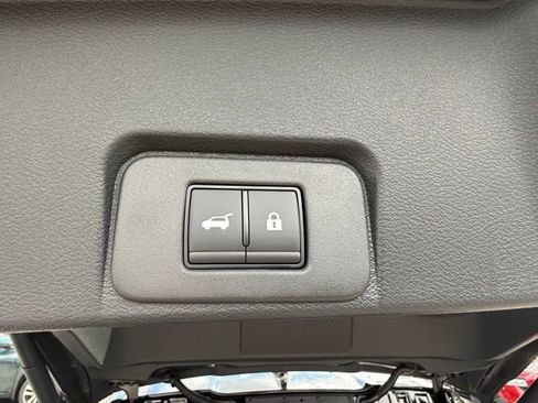 New 2026 Nissan Rogue Platinum w/ Platinum Premium Package image 18