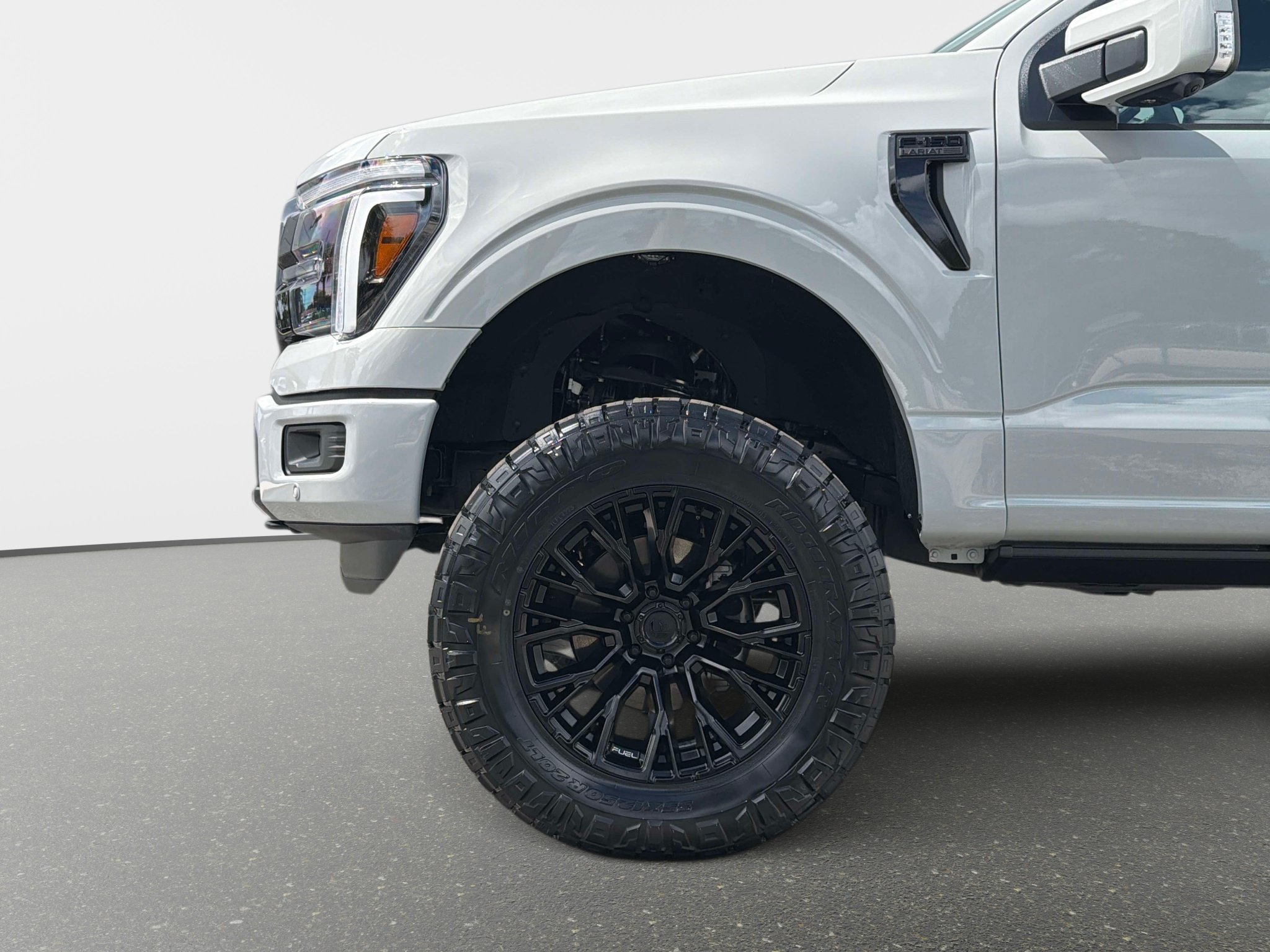 Used 2026 Ford F150 Lariat AWD/4WD image 11
