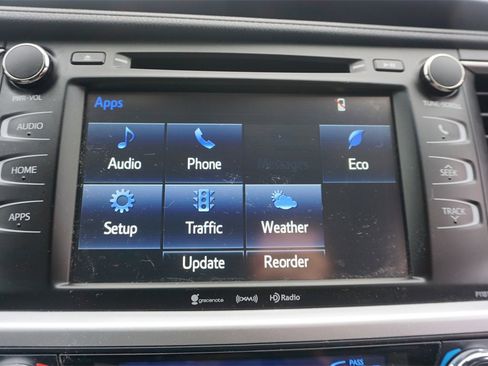 Used 2019 Toyota Highlander Plus image 11