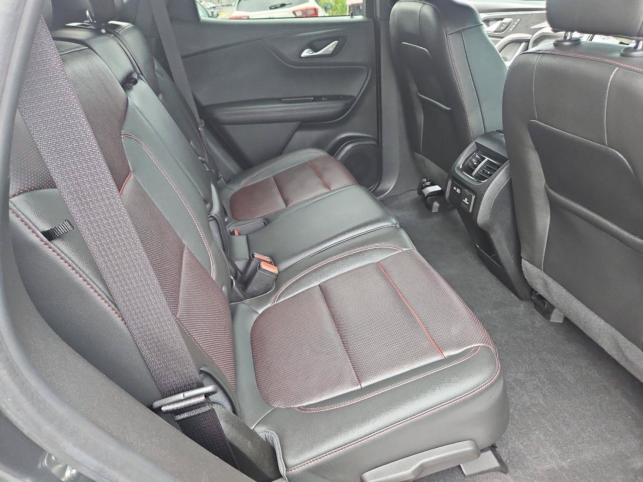 Used 2020 Chevrolet Blazer RS AWD/4WD image 21